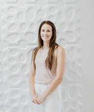 Book an Appointment with Dr Samantha Keeling for Chiropractic