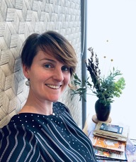 Book an Appointment with Ms Lori-Ellen Grant for Acupuncture